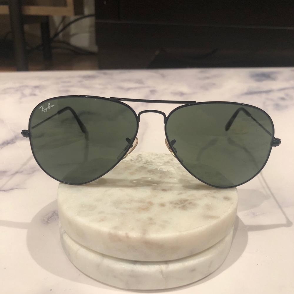 Ray-Ban RB3025 Aviator Large Metal Sunglasses